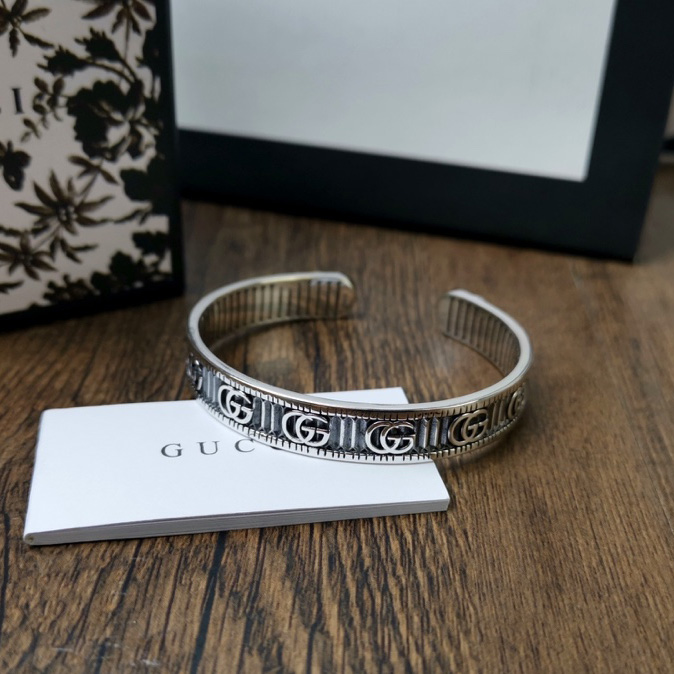 Gucci Bracelet With Double G In Silver - EUR FASHION