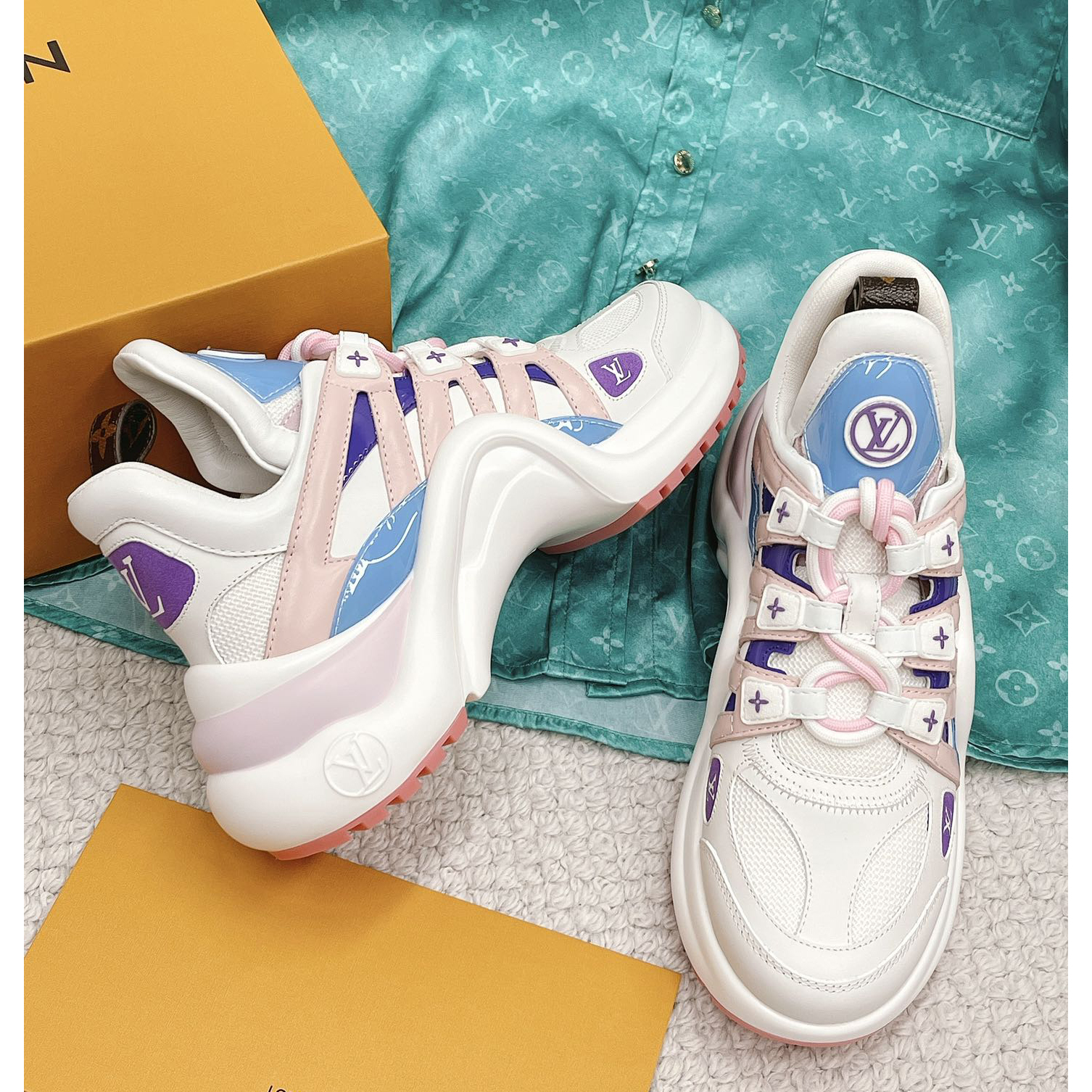 Louis Vuitton LV Archlight Sneaker    - EUR FASHION