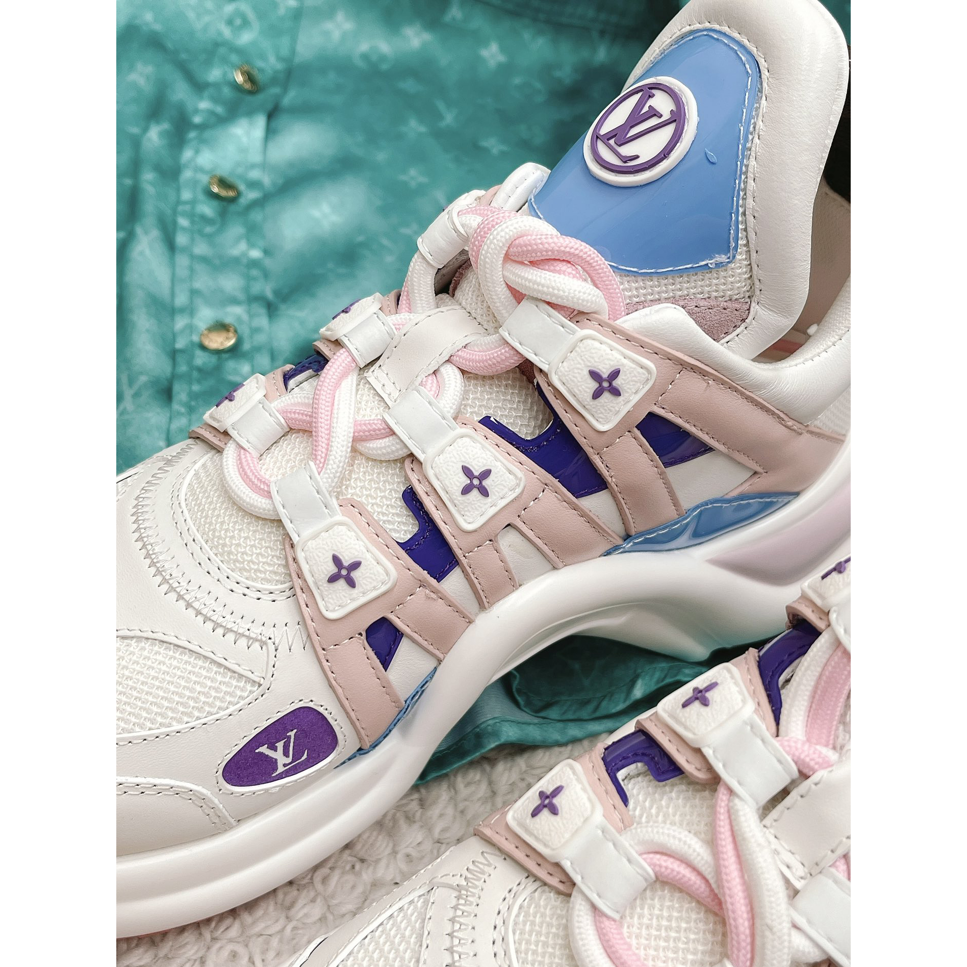 Louis Vuitton LV Archlight Sneaker    - EUR FASHION