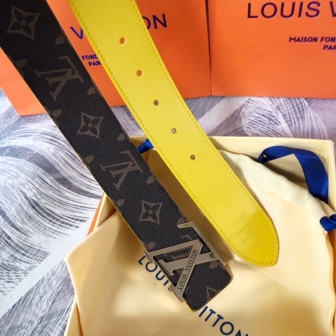 Louis Vuitton LV Pyramide Cities Exclusive 40MM Reversible Belt—London - EUR FASHION