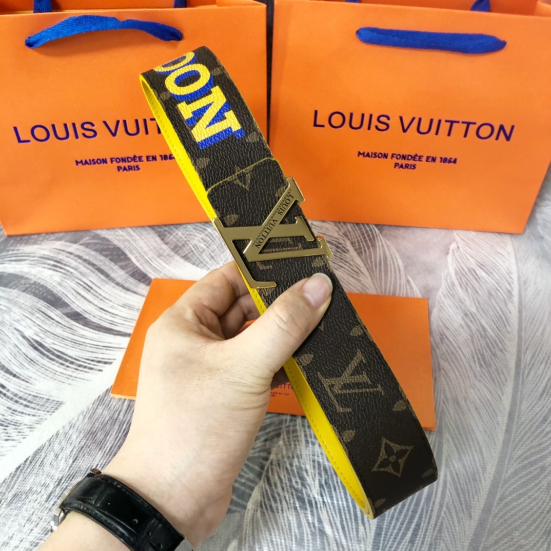 Louis Vuitton LV Pyramide Cities Exclusive 40MM Reversible Belt—London - EUR FASHION