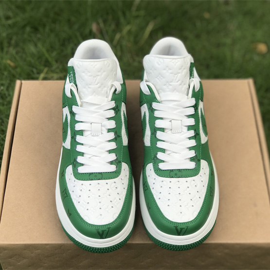 Louis Vuitton x Off-White x Nike Sneaker   (Upon UK Size) - EUR FASHION
