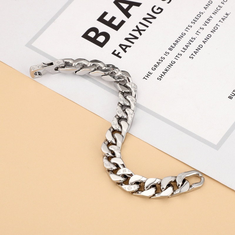Louis Vuitton LV Chain Links Bracelet  21cm    M69988 - EUR FASHION