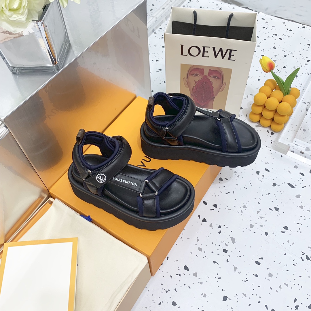 Louis Vuitton Pool Pillow Flat Comfort Sandal   1AABR3 - EUR FASHION