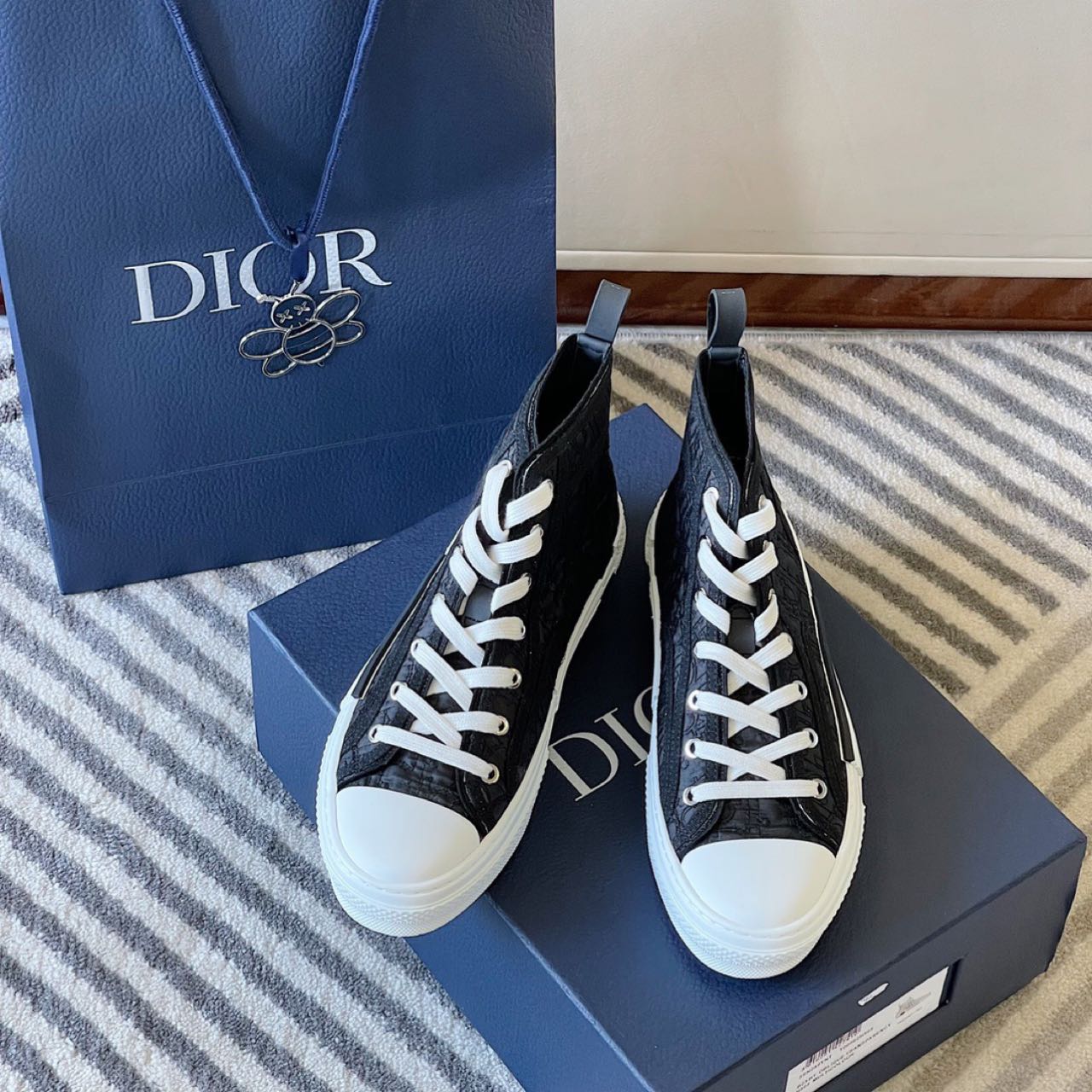 Dior B23 High-Top Sneaker - EUR FASHION