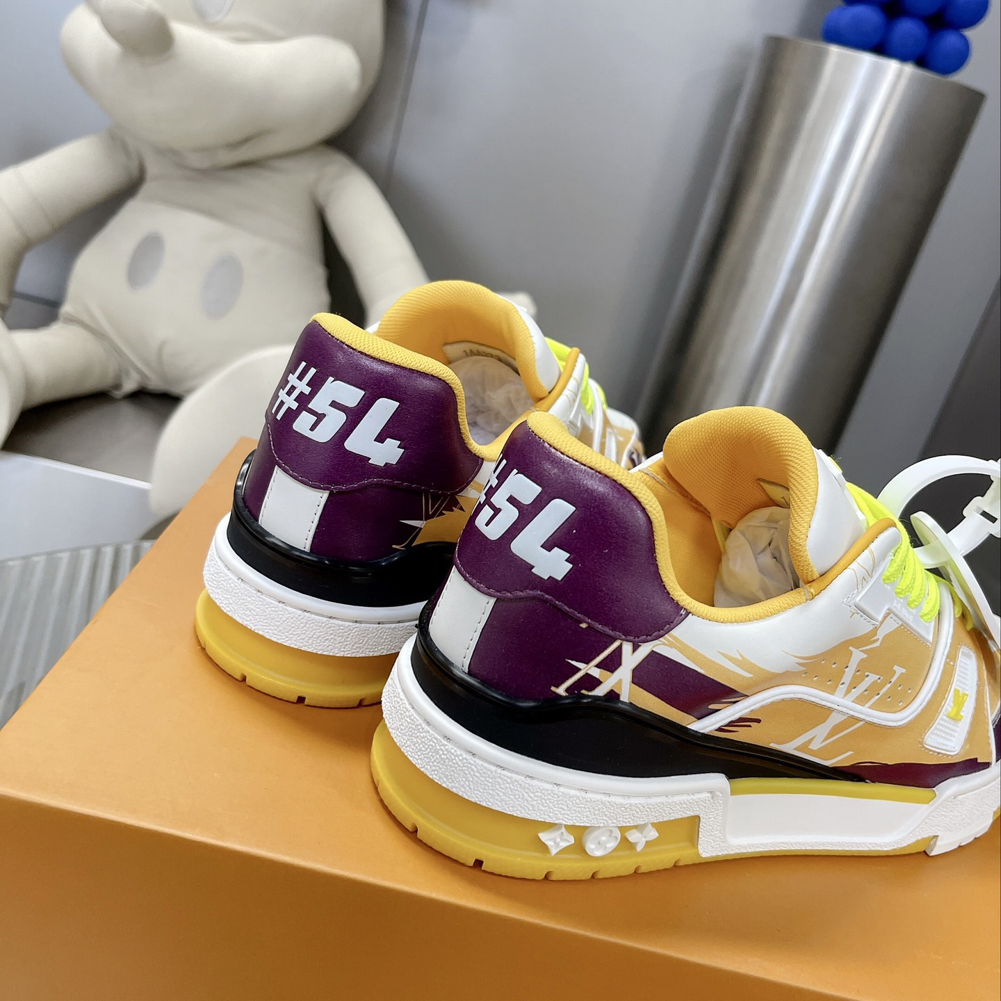 Louis Vuitton LV  Trainer Sneaker      - EUR FASHION