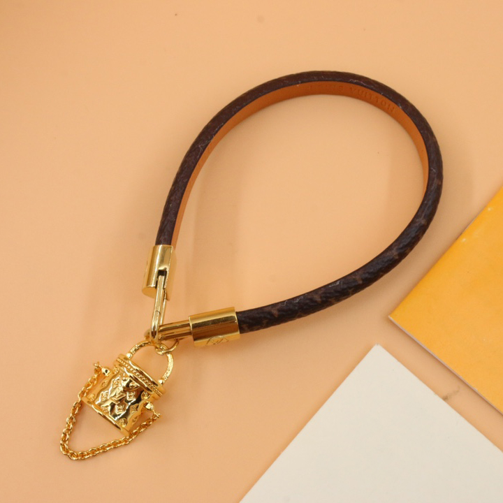 Louis Vuitton LV Cannes Bracelet     M8048E - EUR FASHION