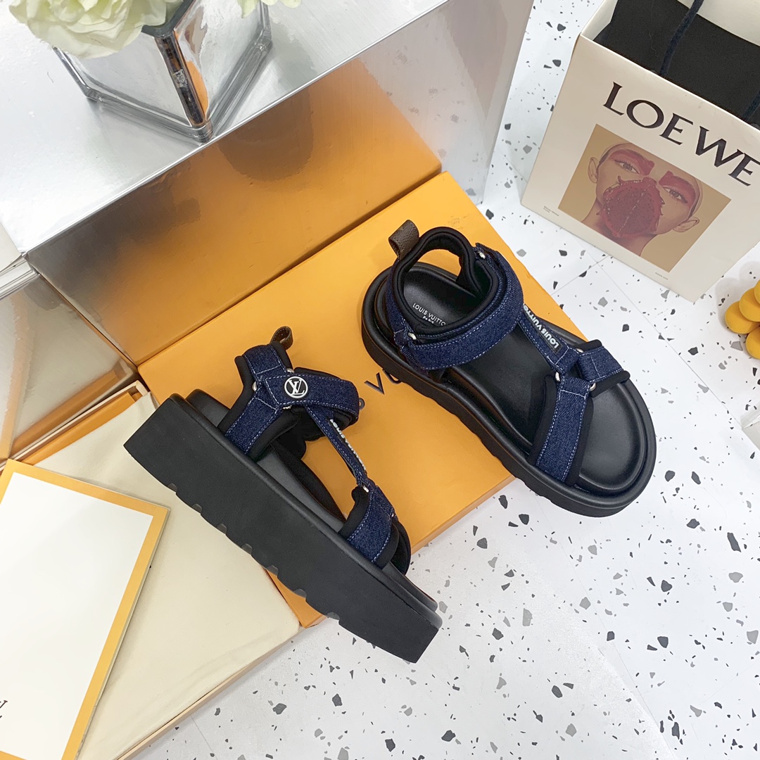 Louis Vuitton Pool Pillow Flat Comfort Sandal       - EUR FASHION