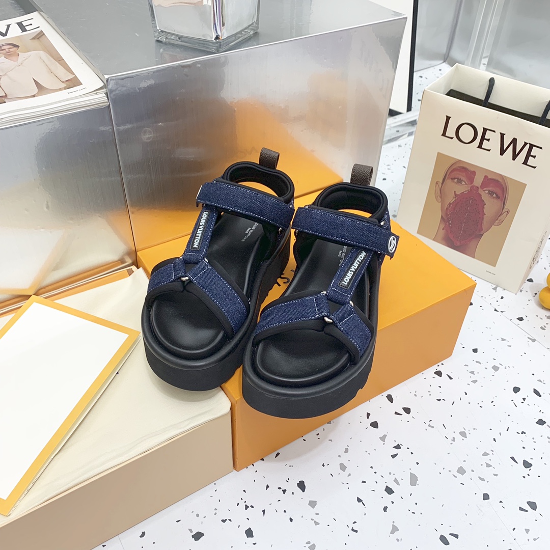 Louis Vuitton Pool Pillow Flat Comfort Sandal       - EUR FASHION
