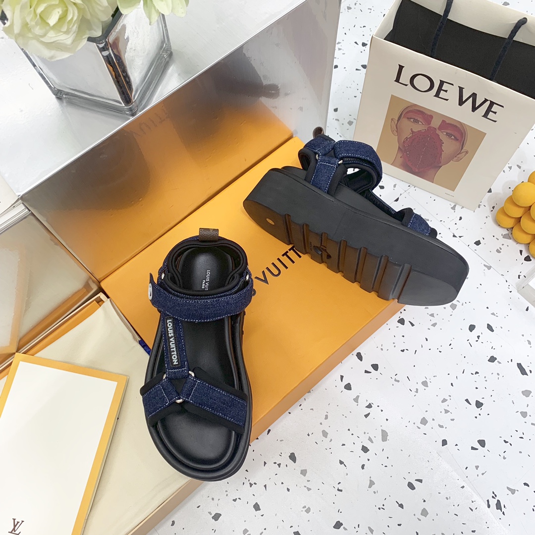 Louis Vuitton Pool Pillow Flat Comfort Sandal       - EUR FASHION