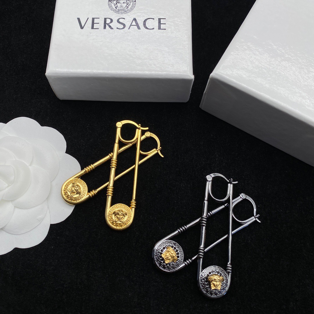 Versace Medusa Earrings - EUR FASHION