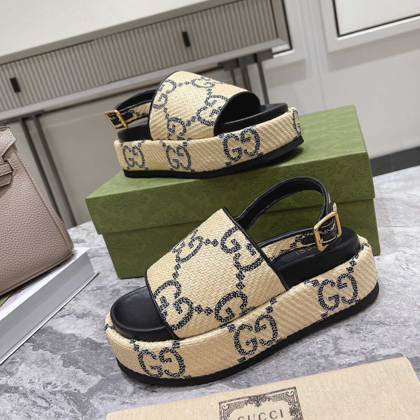 Gucci GG Platform Sandal - EUR FASHION
