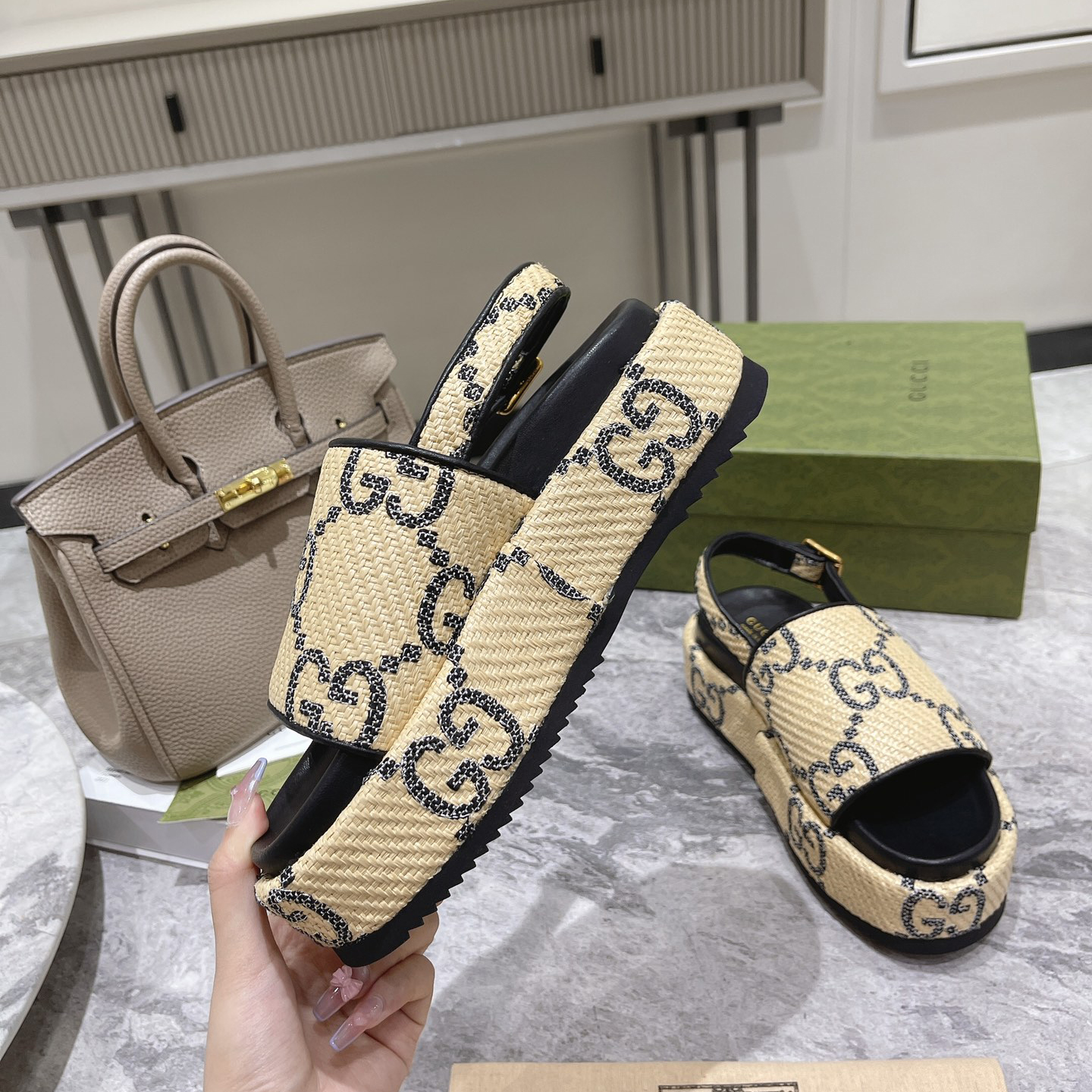 Gucci GG Platform Sandal - EUR FASHION