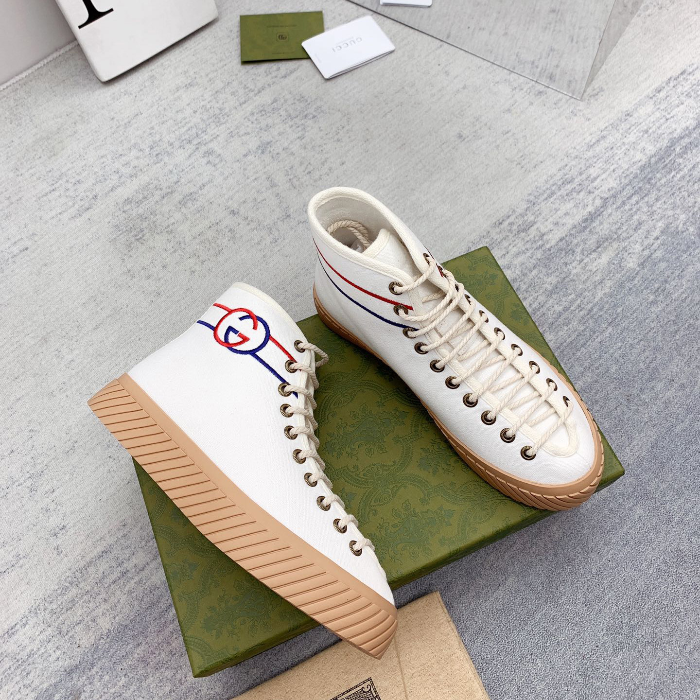 Gucci Interlocking G High-Top Sneaker - EUR FASHION