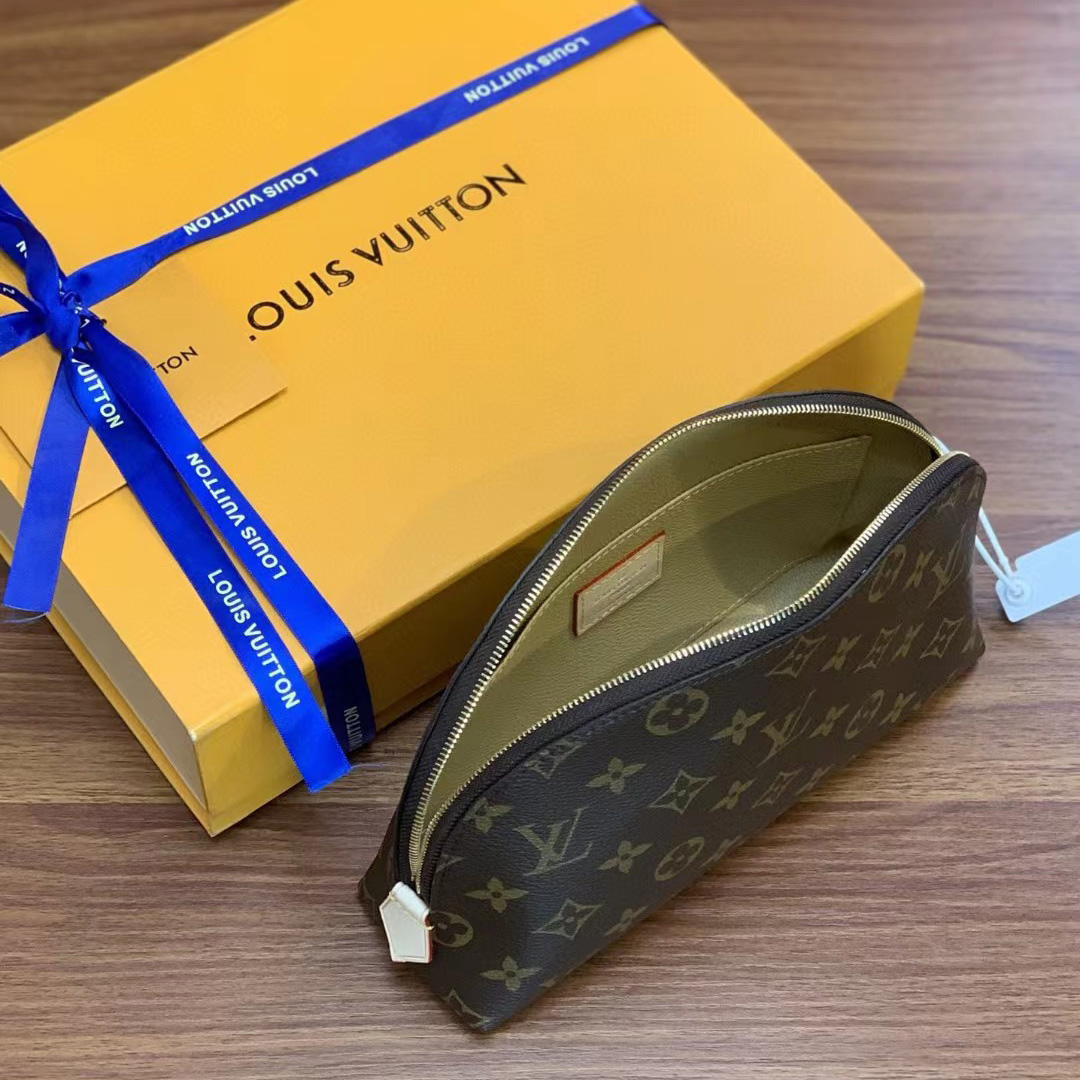 Louis Vuitton Cosmetic Pouch GM (24-17-16cm)   M47353 - EUR FASHION