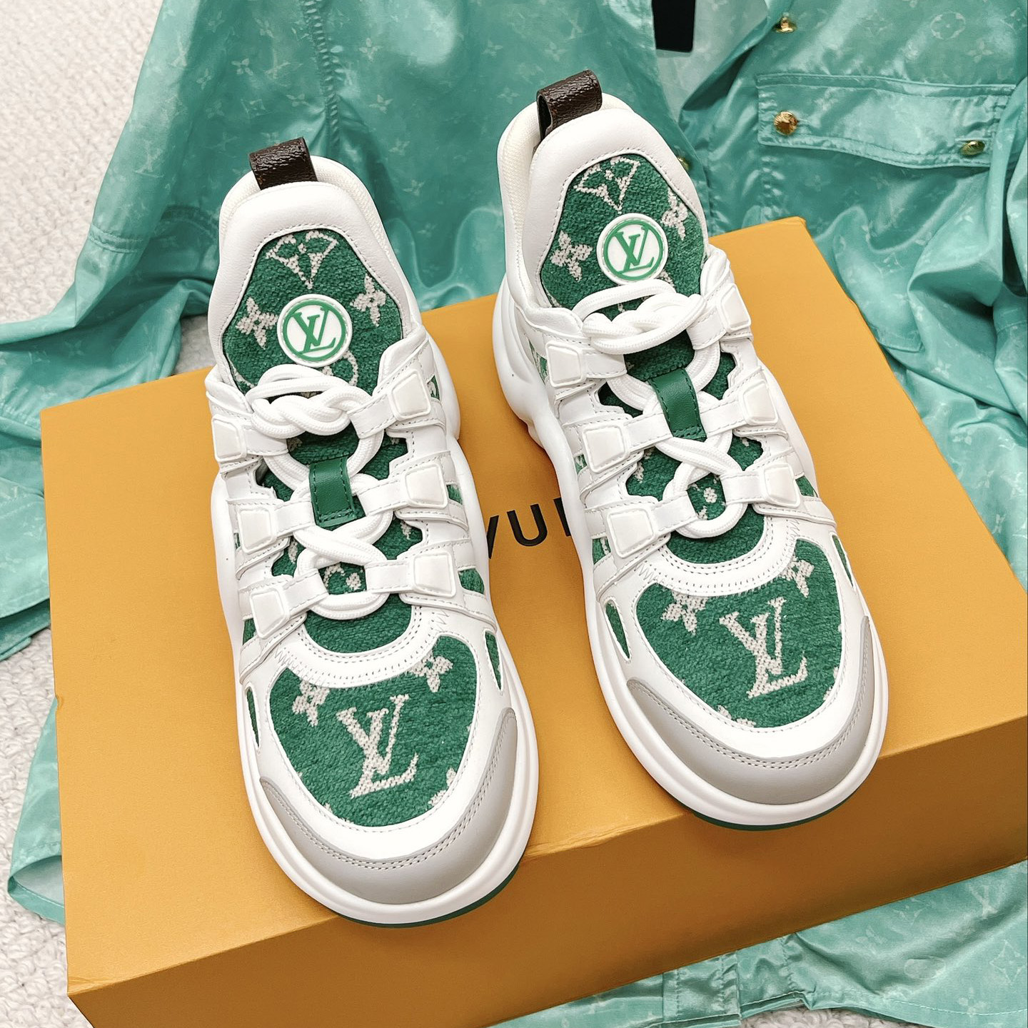 Louis Vuitton LV Archlight Sneaker     1AACT2 - EUR FASHION
