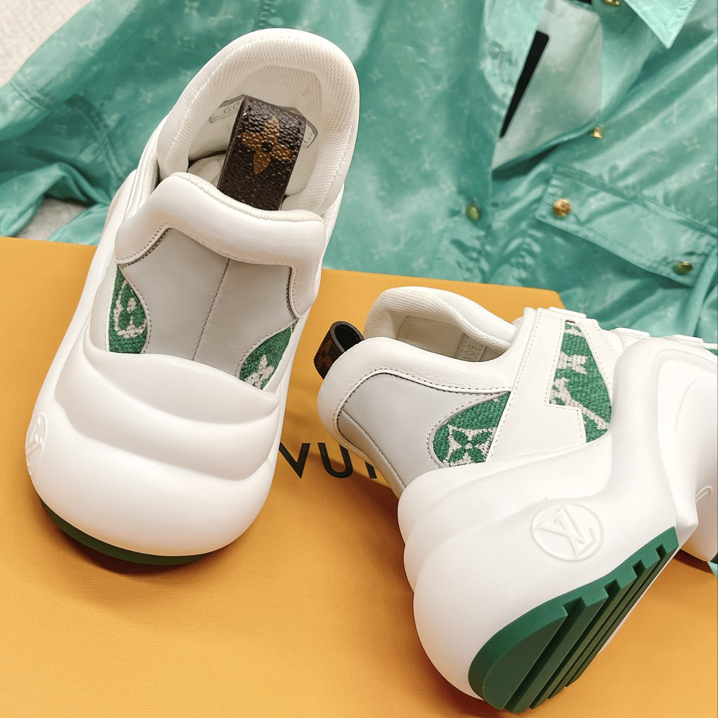 Louis Vuitton LV Archlight Sneaker     1AACT2 - EUR FASHION