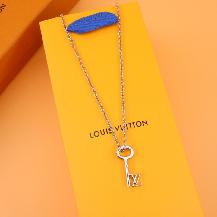 Louis Vuitton LV Key Pendant     M00678 - EUR FASHION