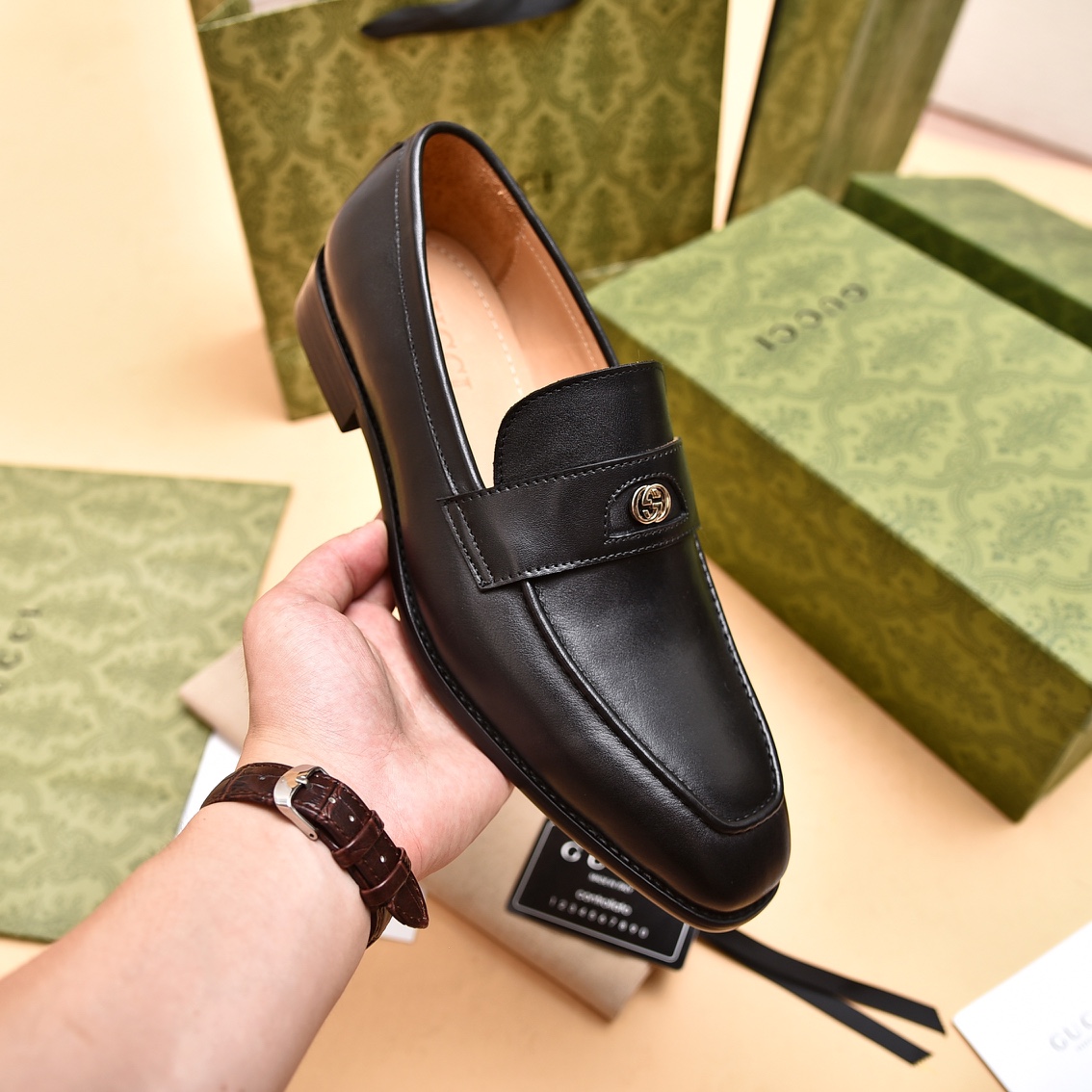 Gucci Men's Loafer With Interlocking G - EUR FASHION