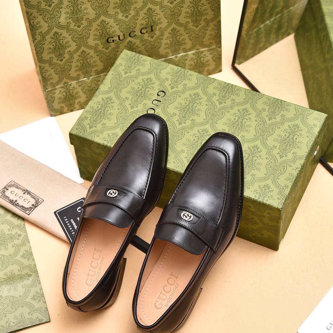 Gucci Men's Loafer With Interlocking G - EUR FASHION