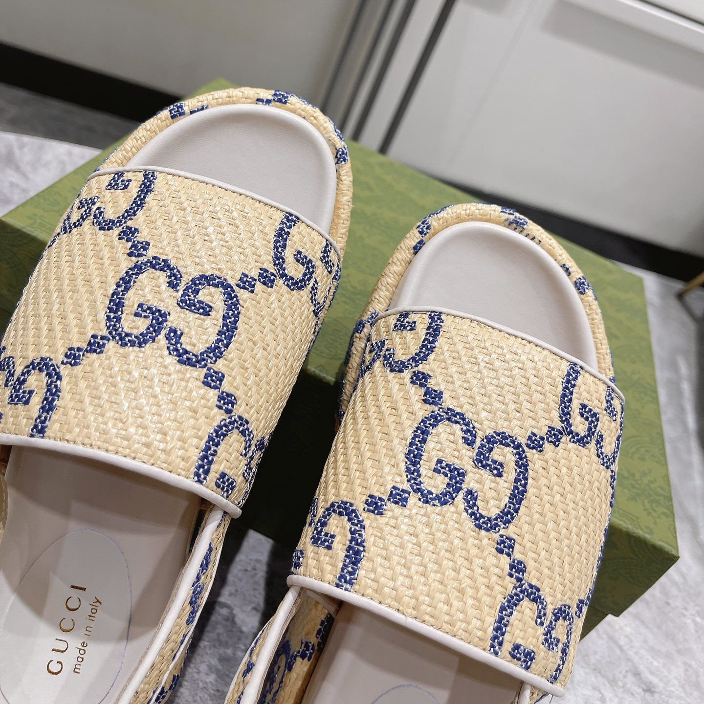 Gucci GG Platform Sandal - EUR FASHION