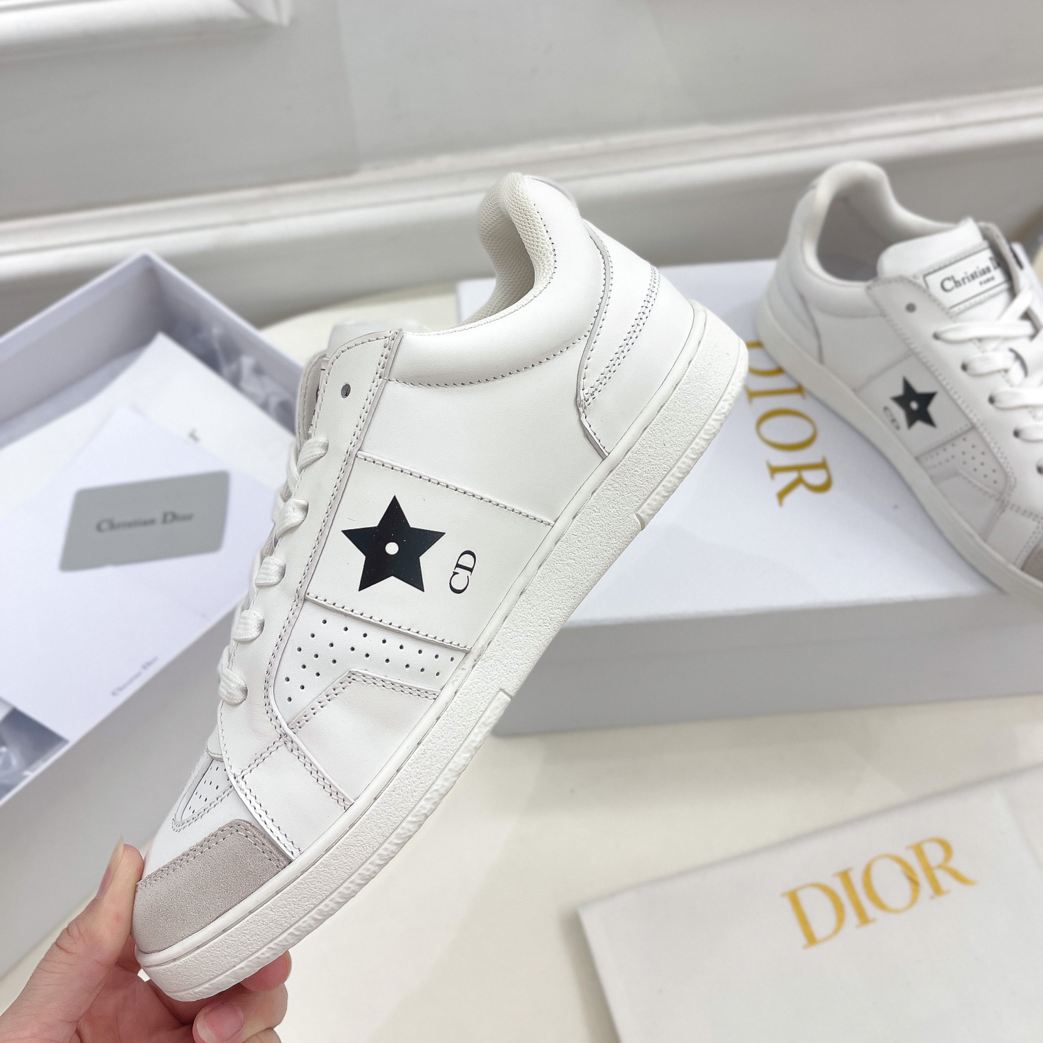 Dior Star Sneaker  - EUR FASHION