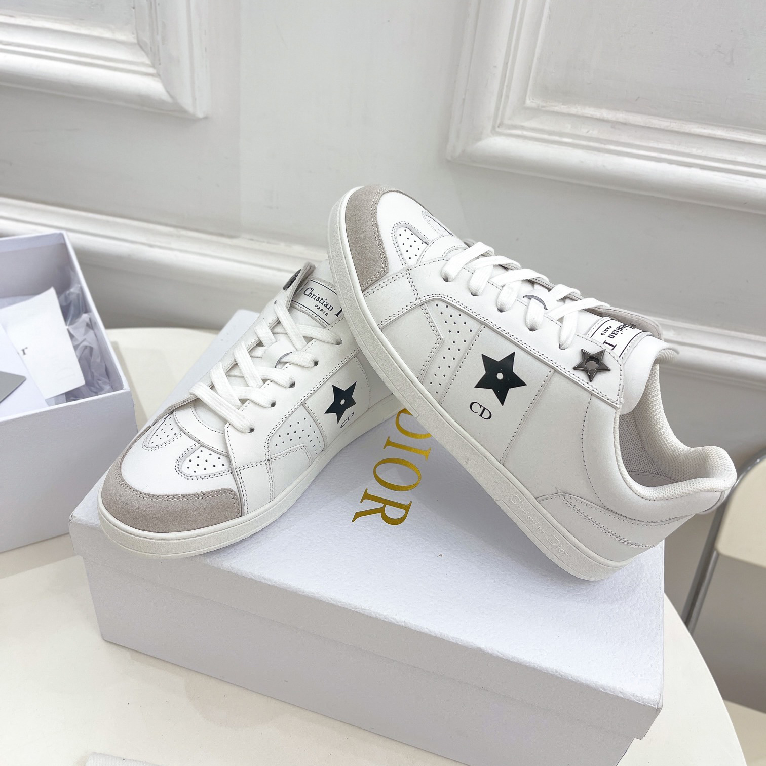 Dior Star Sneaker  - EUR FASHION