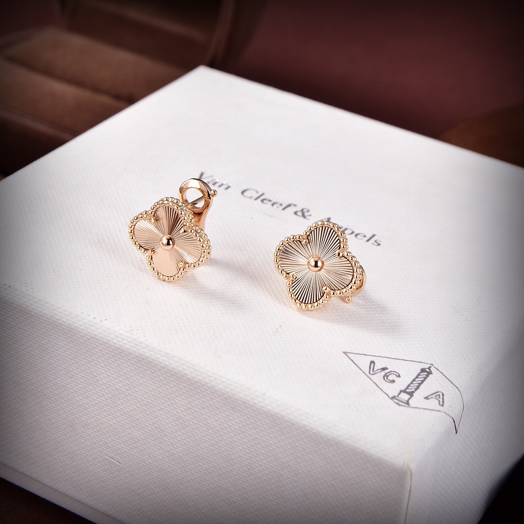 Van Cleef & Arpels Vintage Alhambra Earrings - EUR FASHION