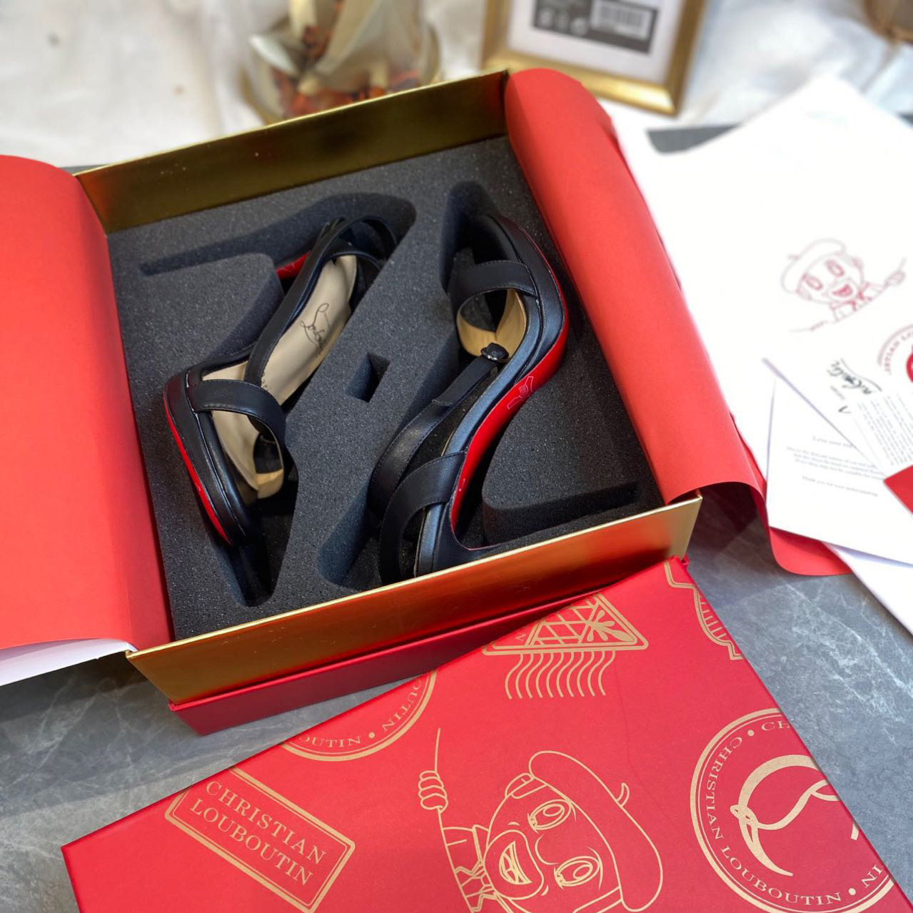 Christian Louboutin Loubigirl 100 mm - EUR FASHION
