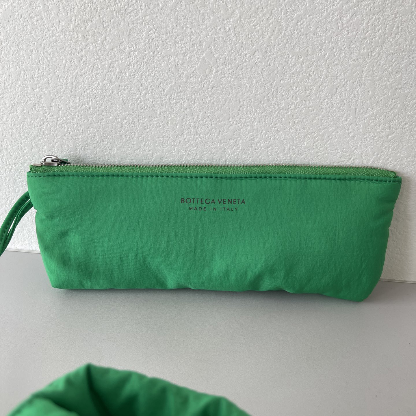 Bottega Veneta Padded Tech Cassette Padded Intreccio Nylon Cross-Body Bag(30-15-7.5cm) - EUR FASHION