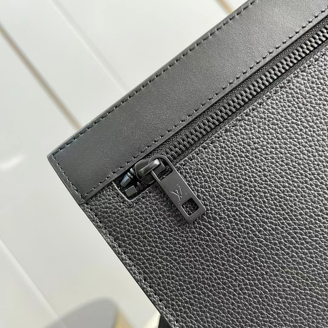 Louis Vuitton Messenger Voyage(28-21-6cm)    M59329 - EUR FASHION