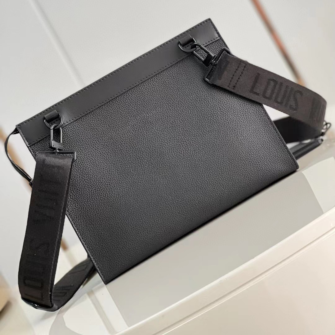 Louis Vuitton Messenger Voyage(28-21-6cm)    M59329 - EUR FASHION