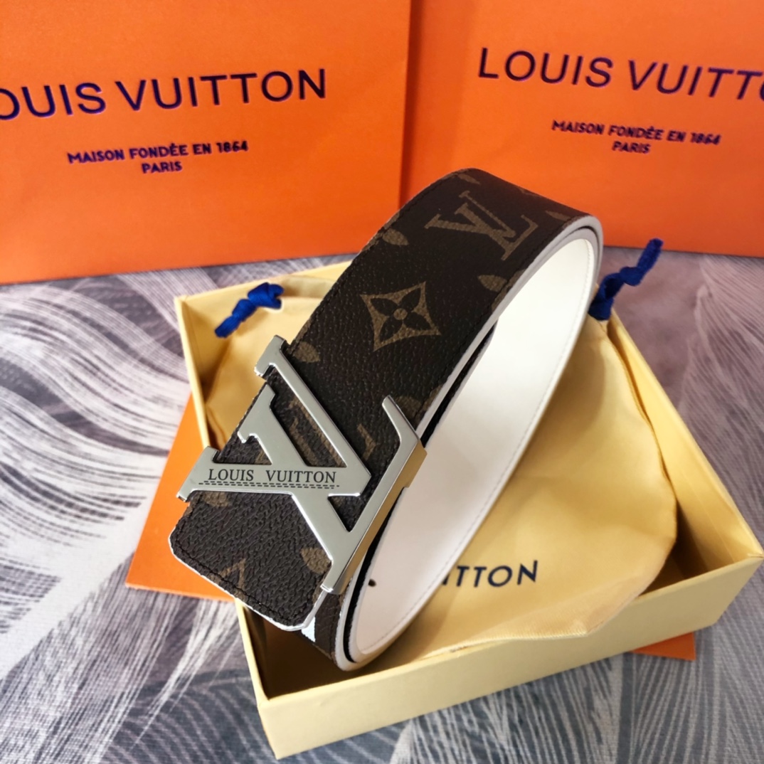 Louis Vuitton LV Pyramide Cities Exclusive 40MM Reversible Belt—Beijing - EUR FASHION