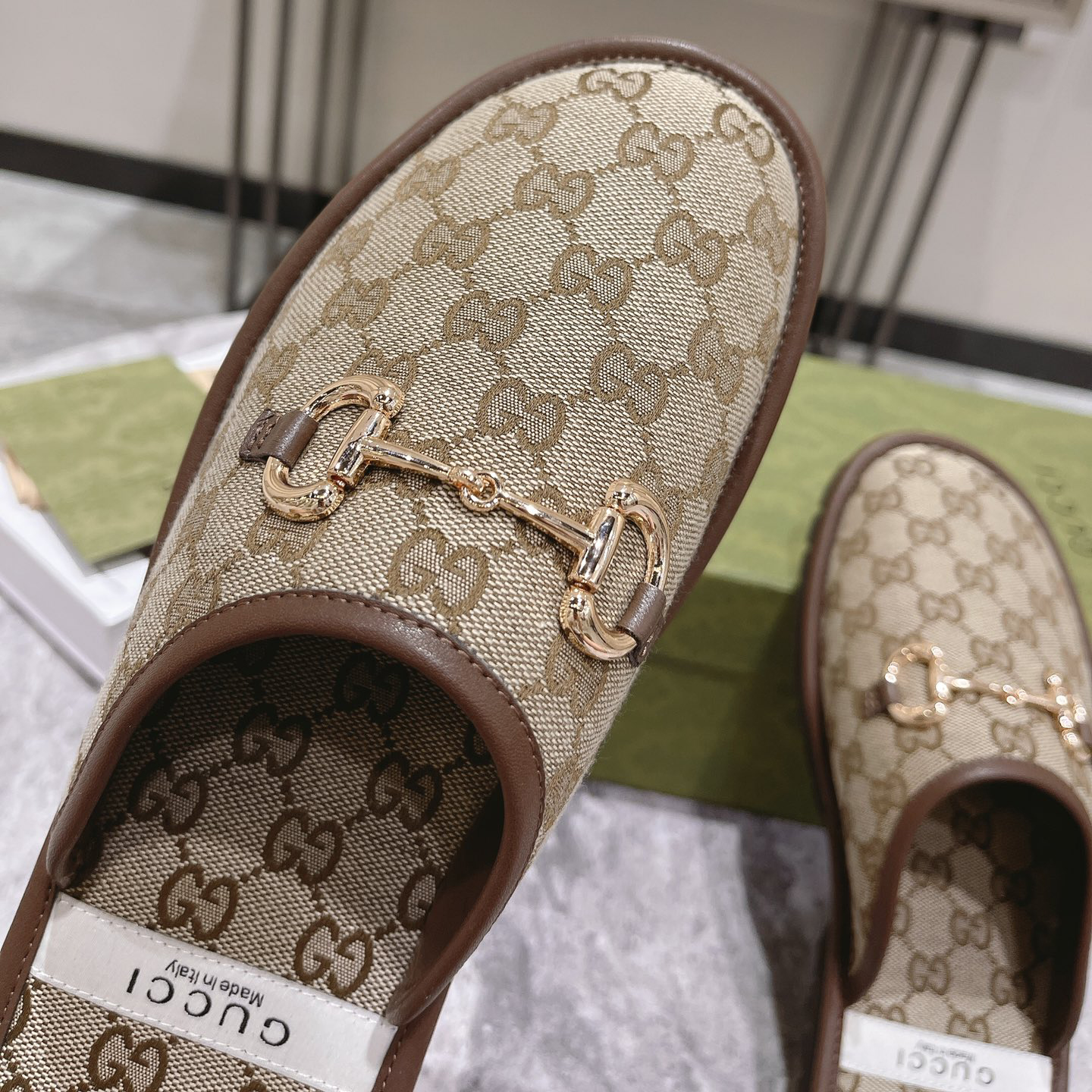 Gucci Men's Slipper With Horsebit - EUR FASHION