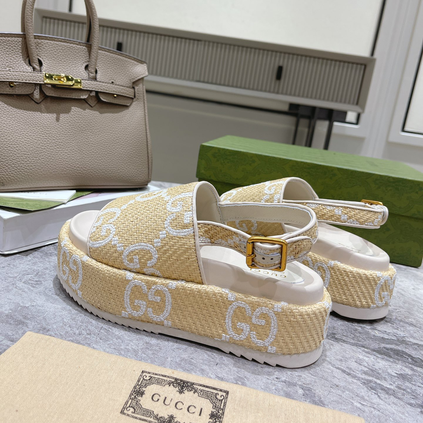Gucci GG Platform Sandal - EUR FASHION