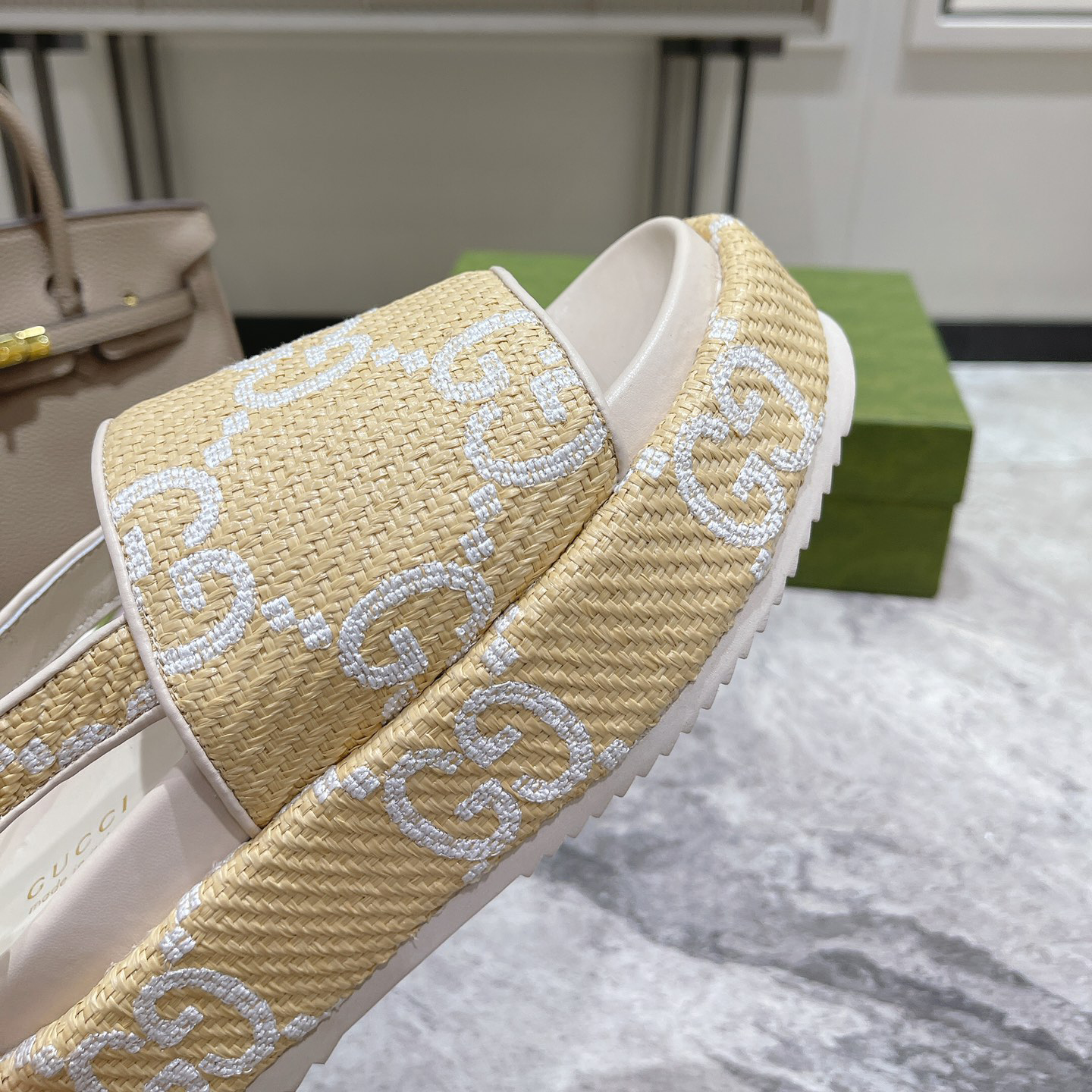 Gucci GG Platform Sandal - EUR FASHION