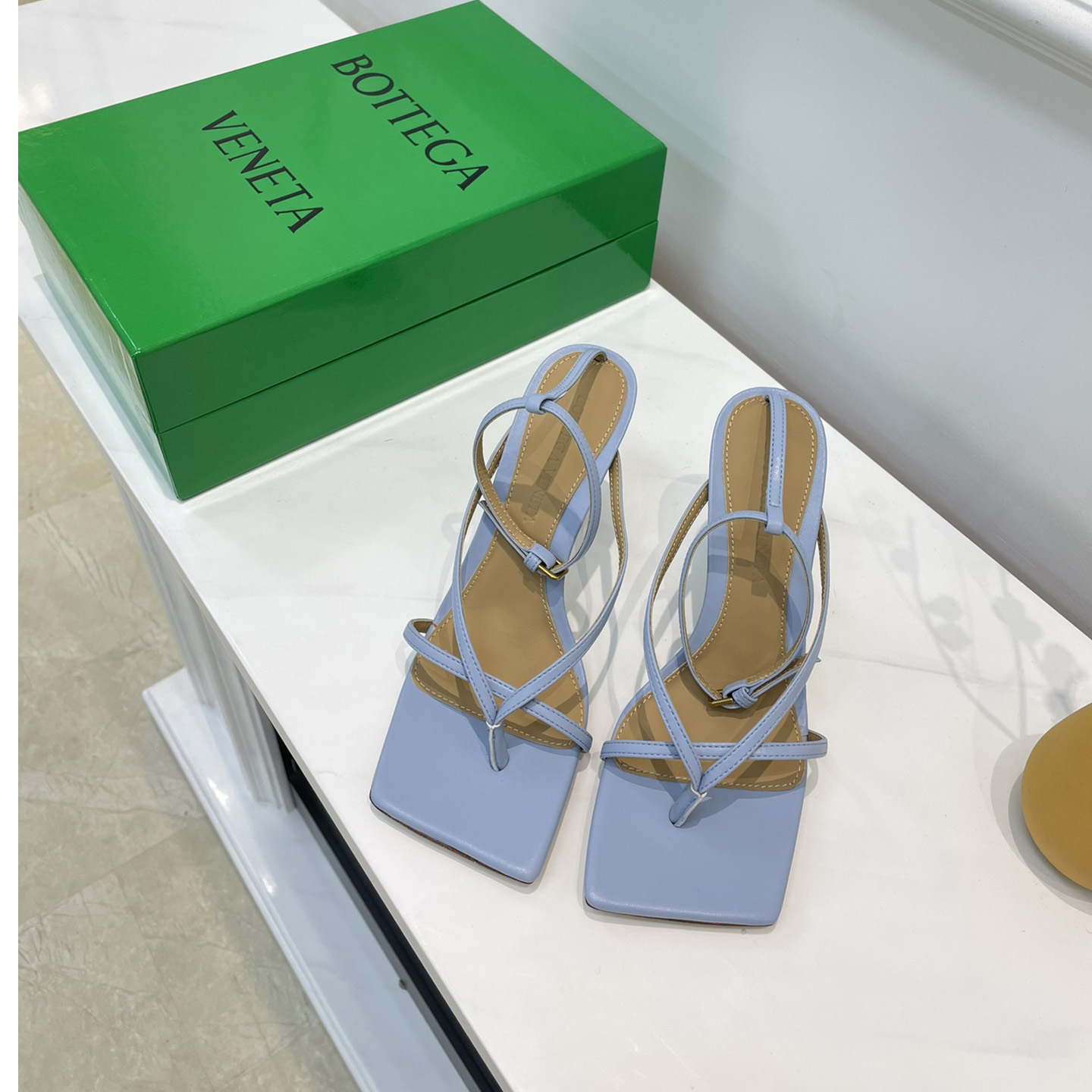 Bottega Veneta Stretch Leather Sandals In Optic White - EUR FASHION