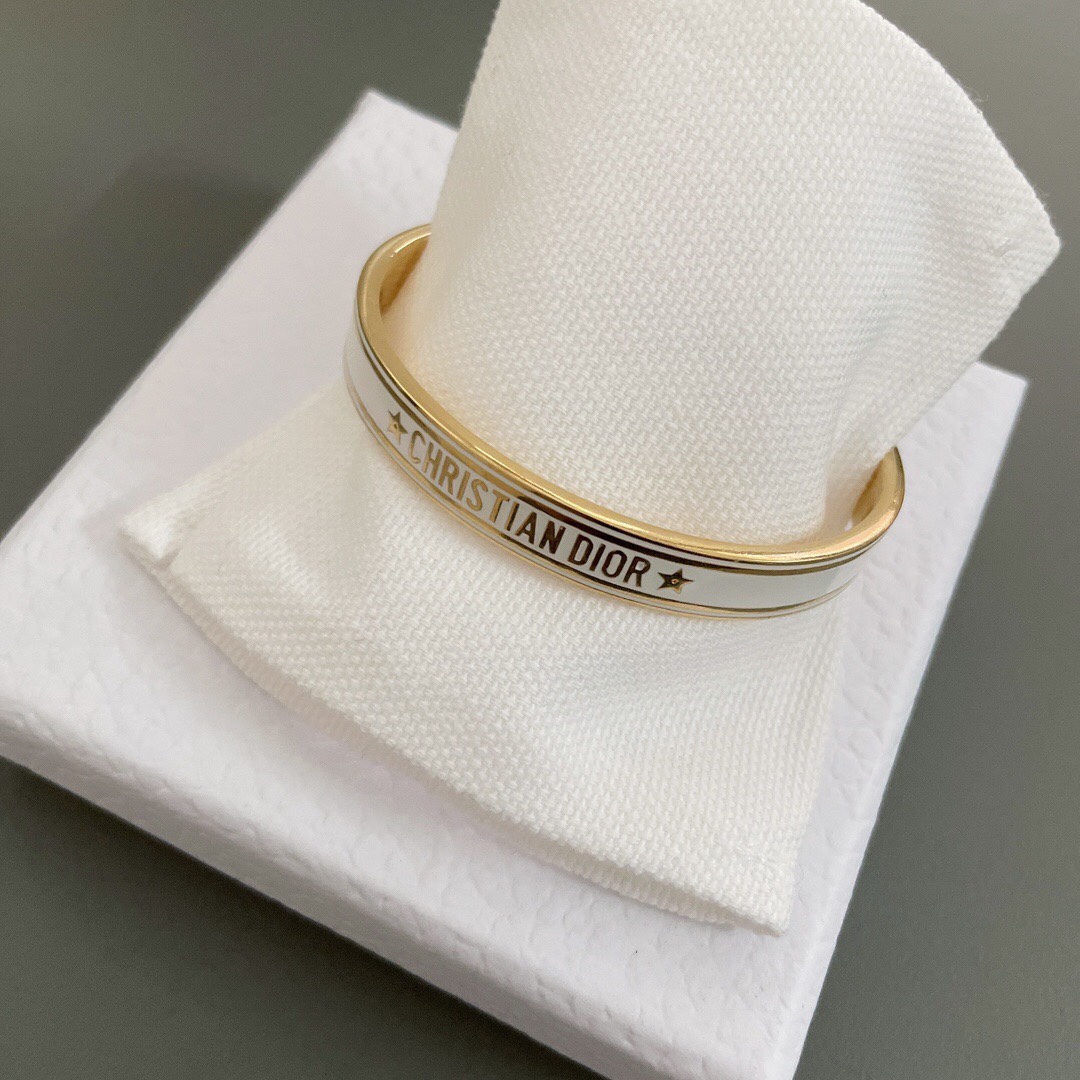 Dior Code Bangle - EUR FASHION