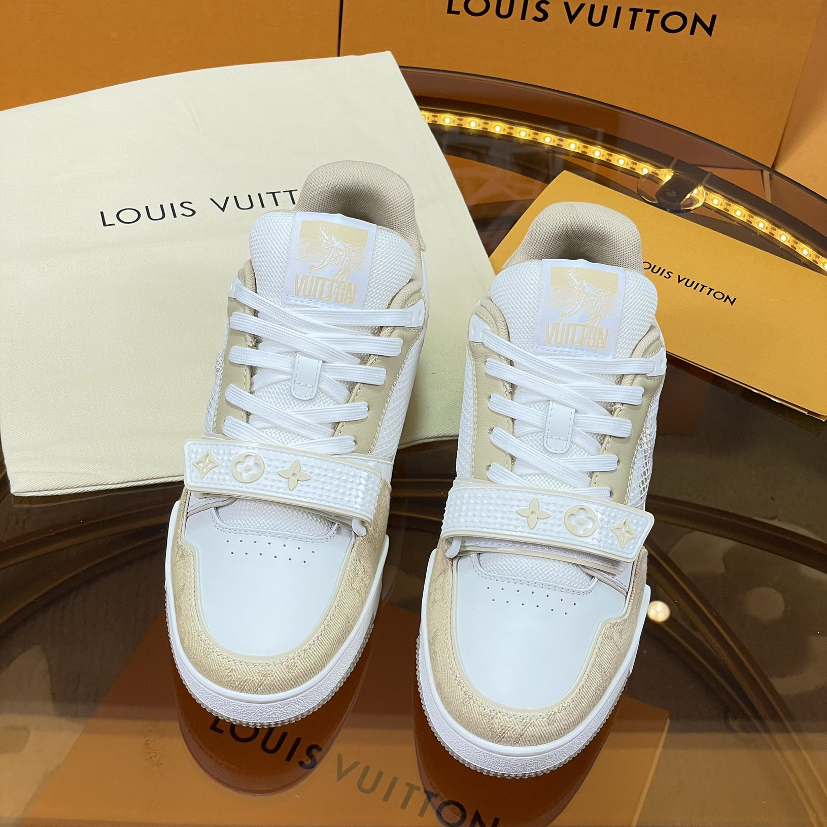 Louis Vuitton LV  Trainer Sneaker    1A9ZC7 - EUR FASHION