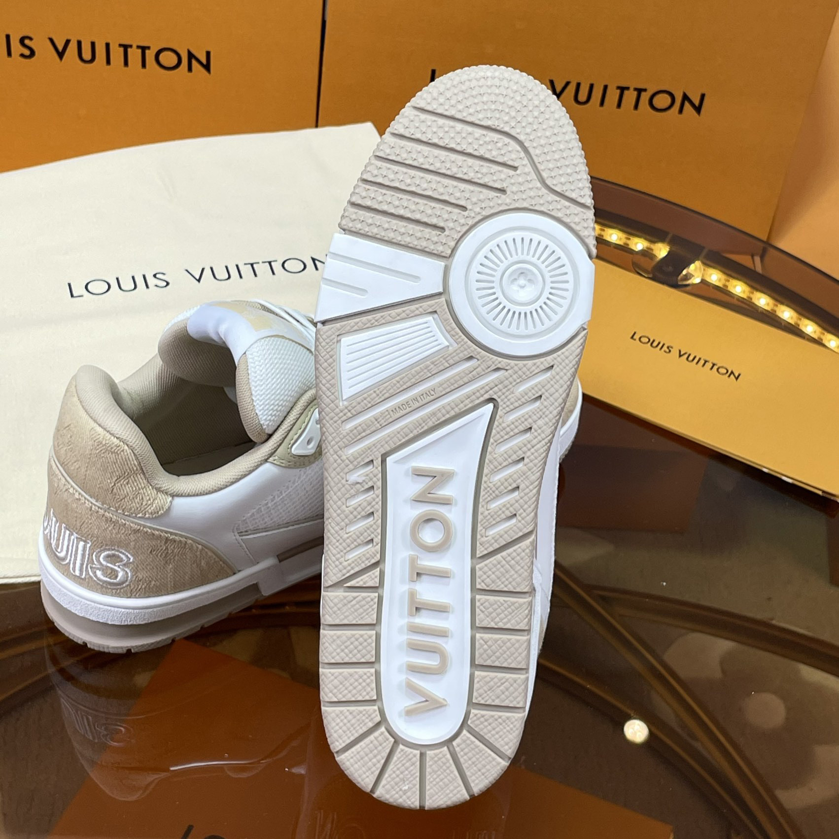 Louis Vuitton LV  Trainer Sneaker    1A9ZC7 - EUR FASHION