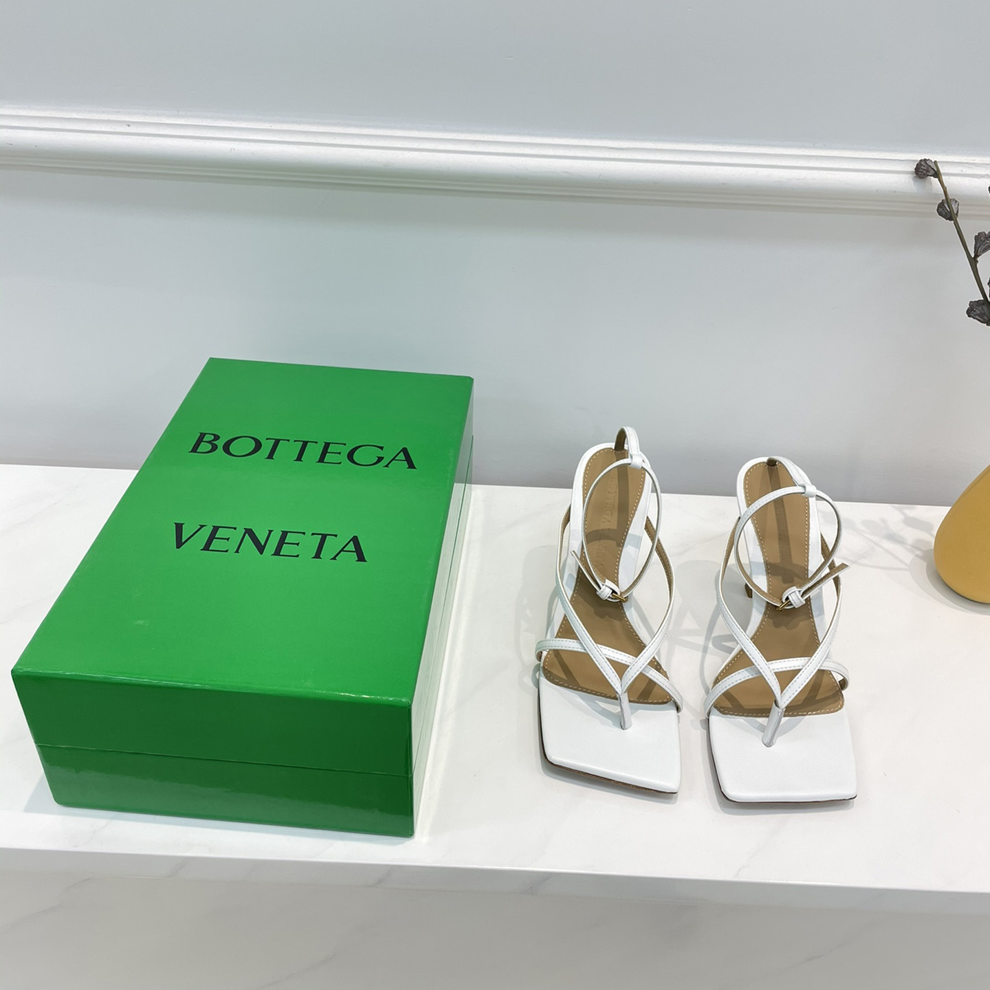 Bottega Veneta Stretch Leather Sandals In Optic White - EUR FASHION