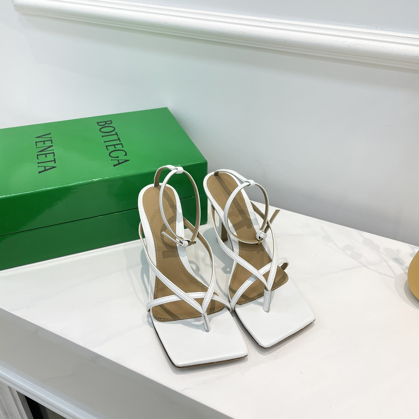 Bottega Veneta Stretch Leather Sandals In Optic White - EUR FASHION