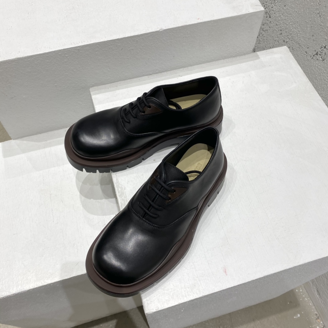 Bottega Veneta Vegetally-Tanned Leather Lace-Up Shoes - EUR FASHION