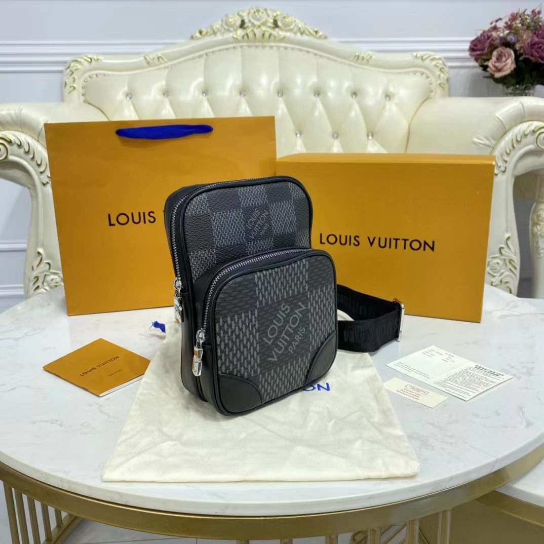 Louis Vuitton Amazone Sling Bag(17-21-6cm) - EUR FASHION