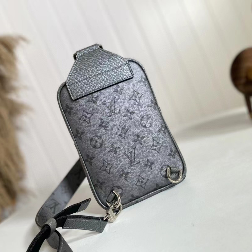 Louis Vuitton Outdoor Slingbag(13-21-5cm)   M30833 - EUR FASHION