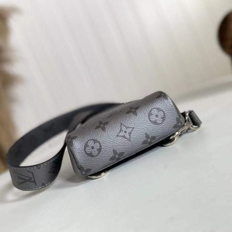 Louis Vuitton Outdoor Slingbag(13-21-5cm)   M30833 - EUR FASHION