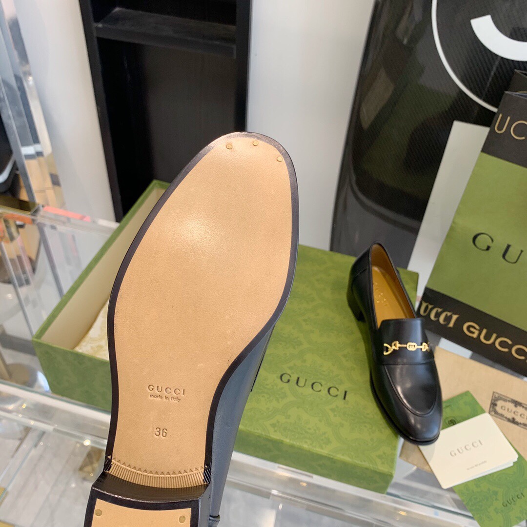 Gucci Women's Loafer With Horsebit - EUR FASHION