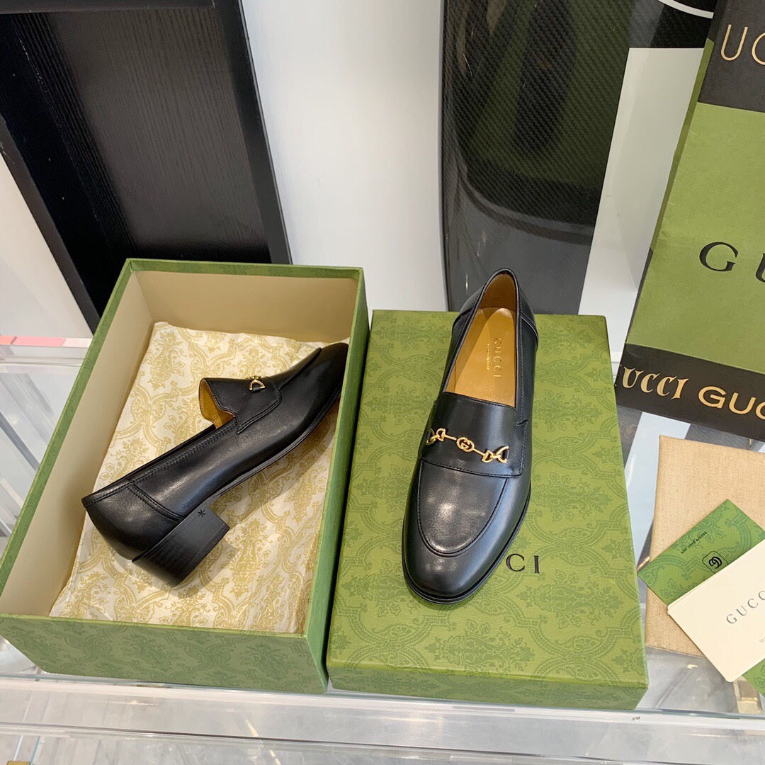Gucci Women's Loafer With Horsebit - EUR FASHION