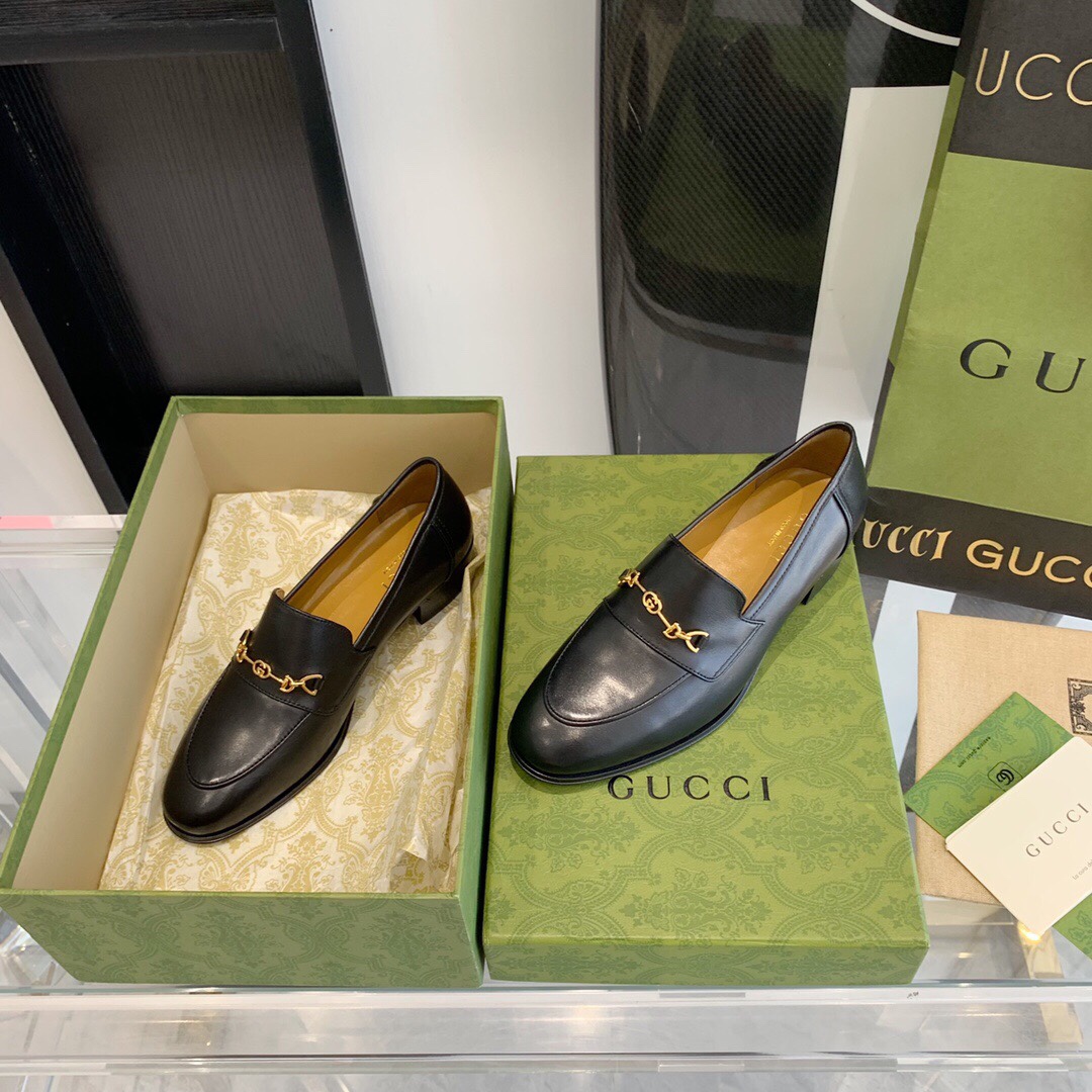 Gucci Women's Loafer With Horsebit - EUR FASHION