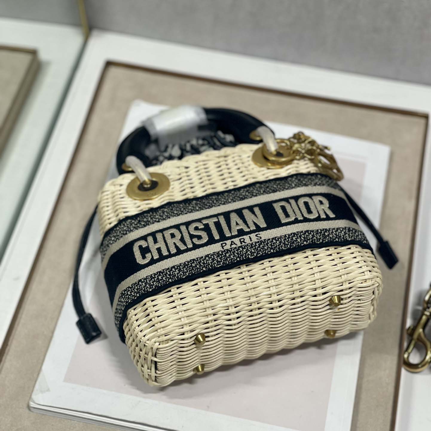 Dior Medium Lady Dior Bag(17-14-7cm) - EUR FASHION